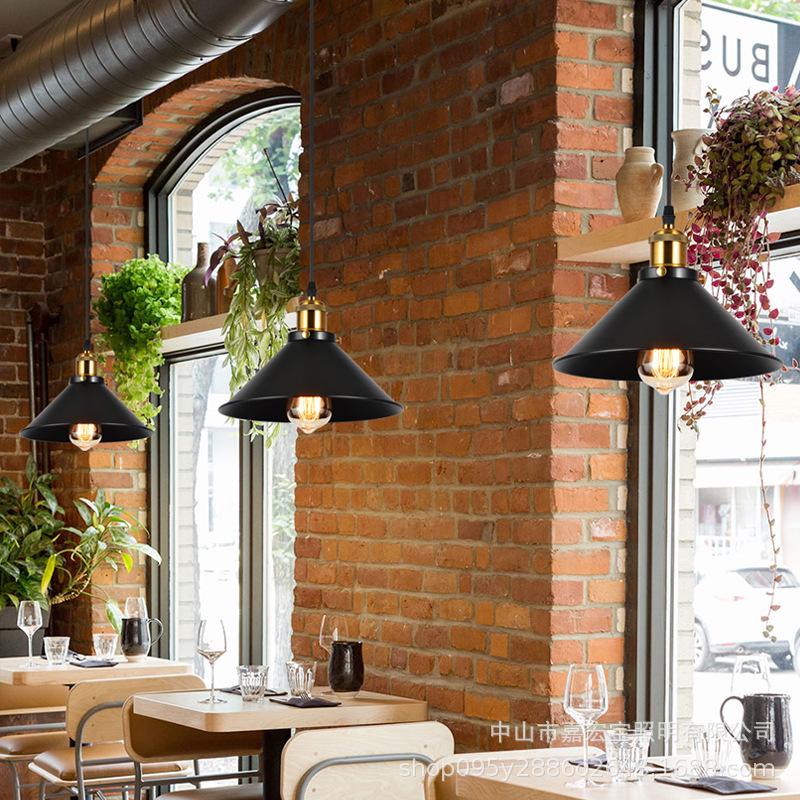 Iron Retro Black Modern Loft Chandelier: Single Head Industrial Lamp for Restaurants, Bars, Hotels, and More
