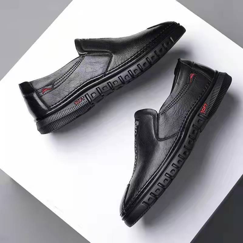 Men's Leather Shoes Casual Round Toe Thick Sole Slip-On Men's Shoes Business Men's Shoes  Fashion LightWeight Breathable Shoes
