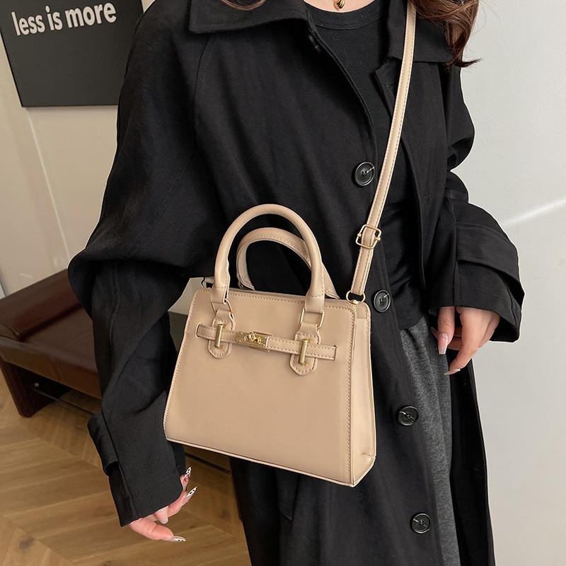 Street Style Tote Bag With Pu Material For Daily Use