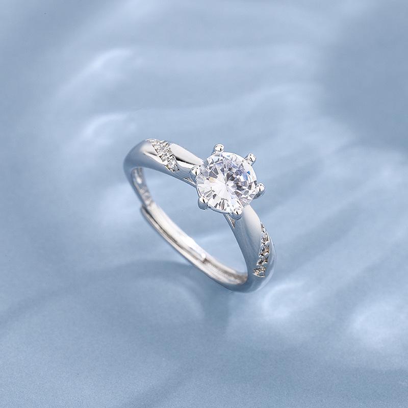 

S925 Silver-Plated Unisex One-Carat Diamond Ring - Perfect Gift for Friends or Couples Adjustable Opening