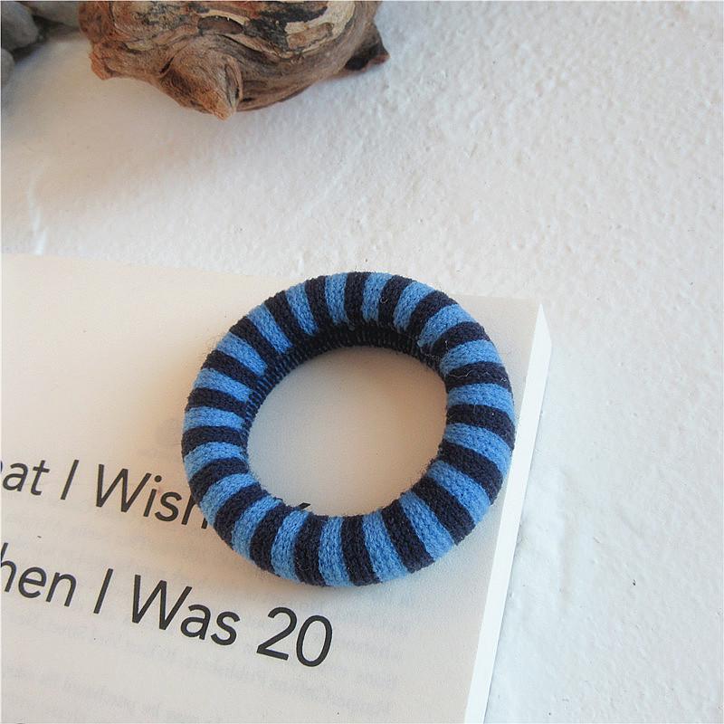 

Резинка для волос Retro Stripes High Elastic - бережно относится к волосам темно-синий