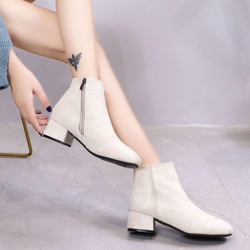 Fashion and leisure simple medium heel short boots women's 2025 autumn and winter new versatile square head Martin boots thick heel boots children