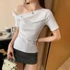 Gray High-end Design Slanted Shoulder Short-sleeved T-shirt Summer New Korean Version Slim and Thin Off-shoulder Short Top