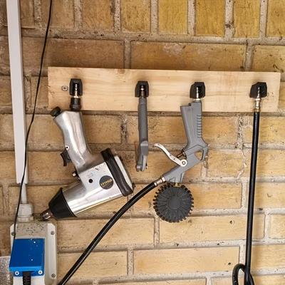 4Pcs/set Pneumatic Tool Wall Mount Holder 3D Printed Air Tool Hanger Bracket for Garage Workshop Tool Storage Organizer