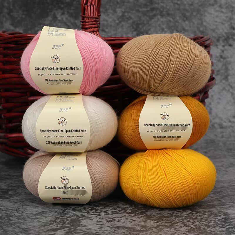 Fine Australian Wool Yarn for Hand-Knitted Sweaters, Hats, and Scarves