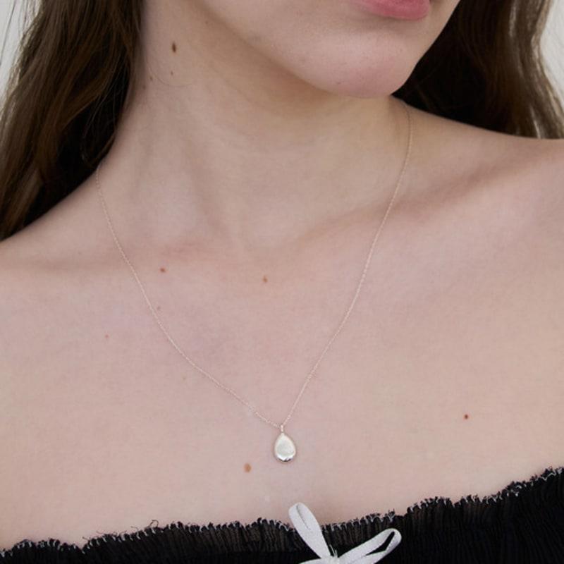 STILL INSTANT Rose with Dew - Necklace 02