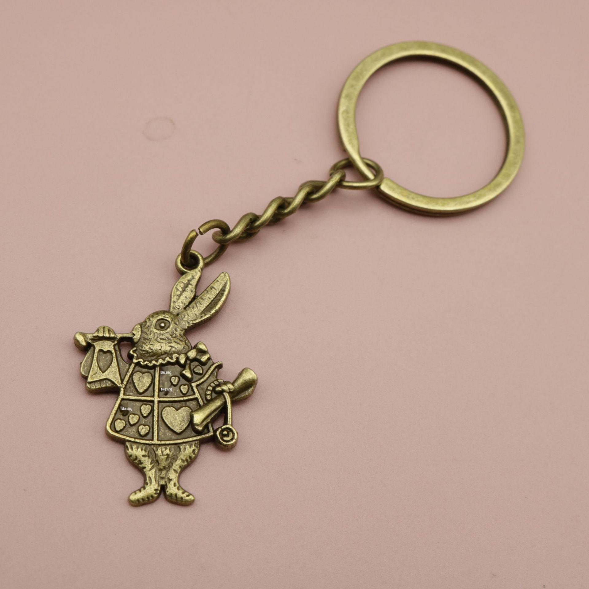 Popular Simple Poker Rabbit Keychain Pendant бронзовый