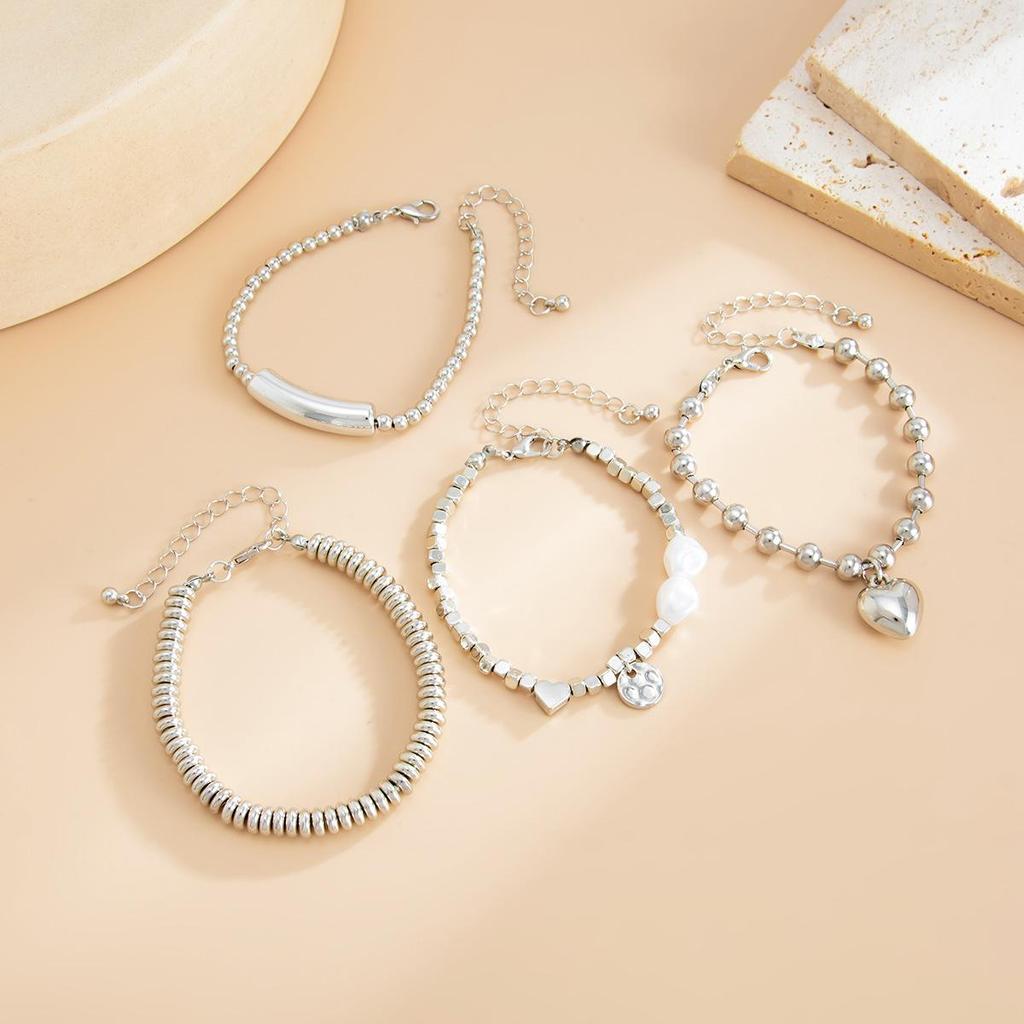 4-piece/set Fashion Imitation Pearl Metal Heart-shaped Pendant Bracelet for Women's Creative Silver Cubic Chain Jewelry
