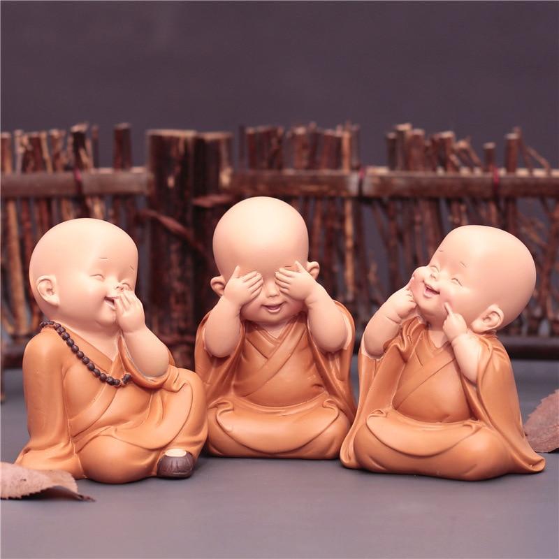 Cute Small Monk Status Figurines Religion Buddha Resin Crafts Desk Miniatures Ornaments Accessories Home Decor Car