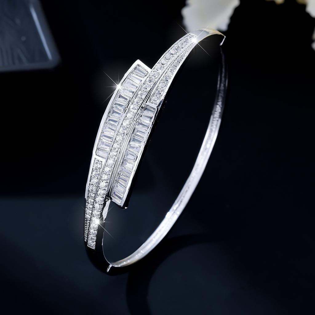 Leicht luxeriöses offenes Armband für Damen, Modisches und einfaches Zirkonarmband, Hochwertig europäisch und amerikanisch