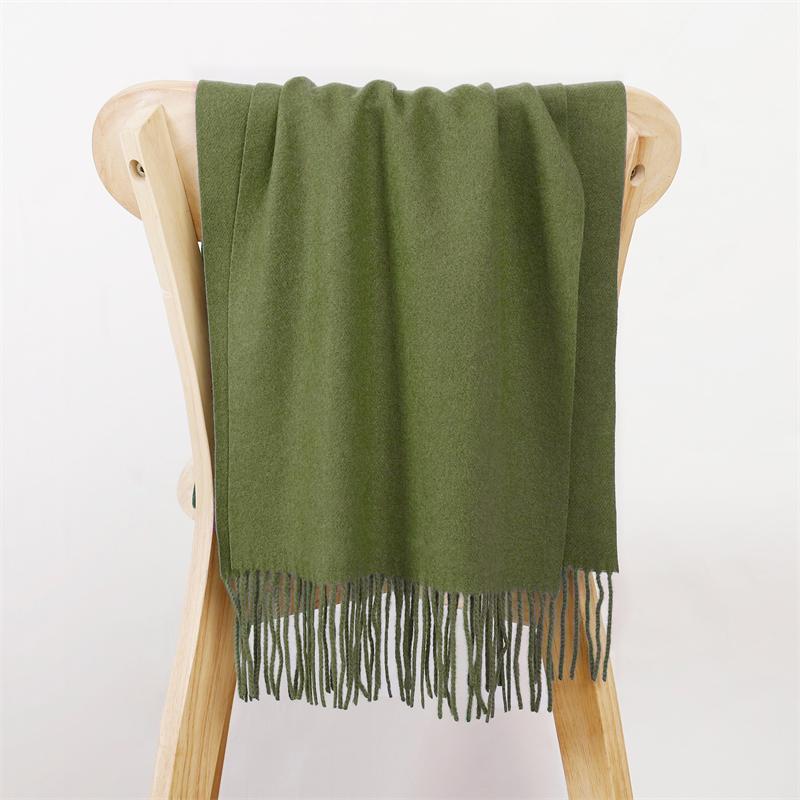 Winter Scarf Women Luxury Autumn Winter Cashmere Scarf Thickened Warm Shawl Classic Tassels Fluffy Scarf Solid Color Soft Shawl