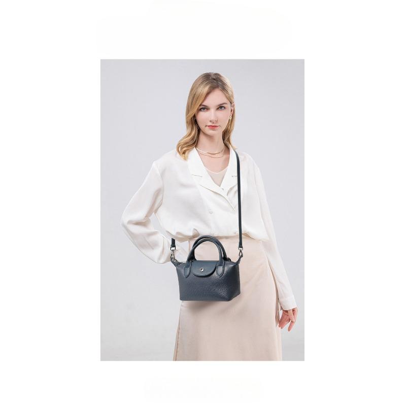 New Niche Design Crossbody Bag Fashionable and Versatile Handbag Bag Women Contrasting Casual One Shoulder Dumpling Bag