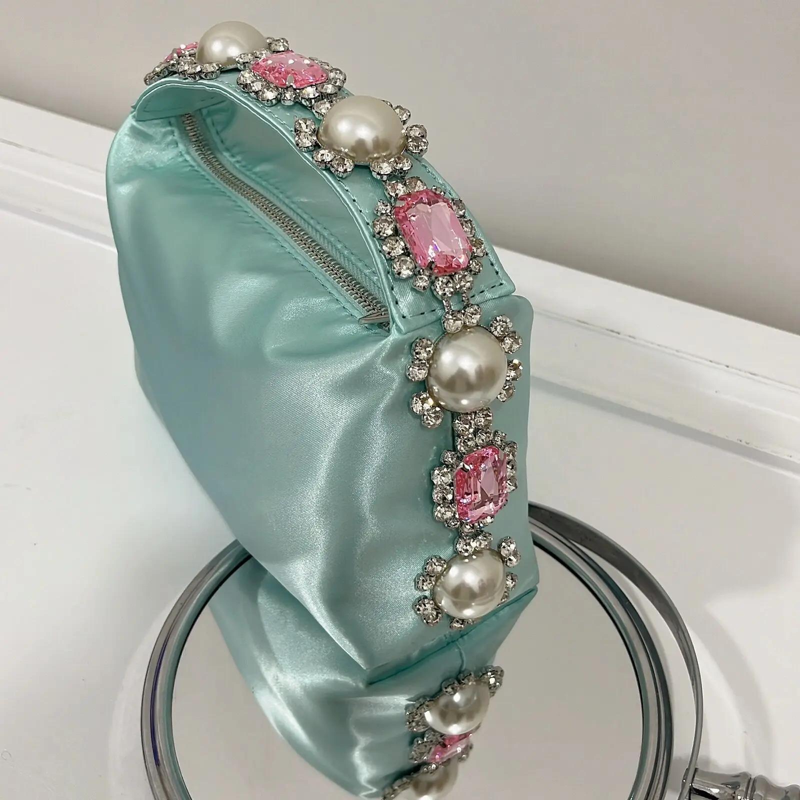 Diamanten Veer Dames Handtassen Luxe Parels Feest Avondtassen voor Dames Designer Satijnen Vierkante Clutch Bruiloft Portemonnees Tote gray