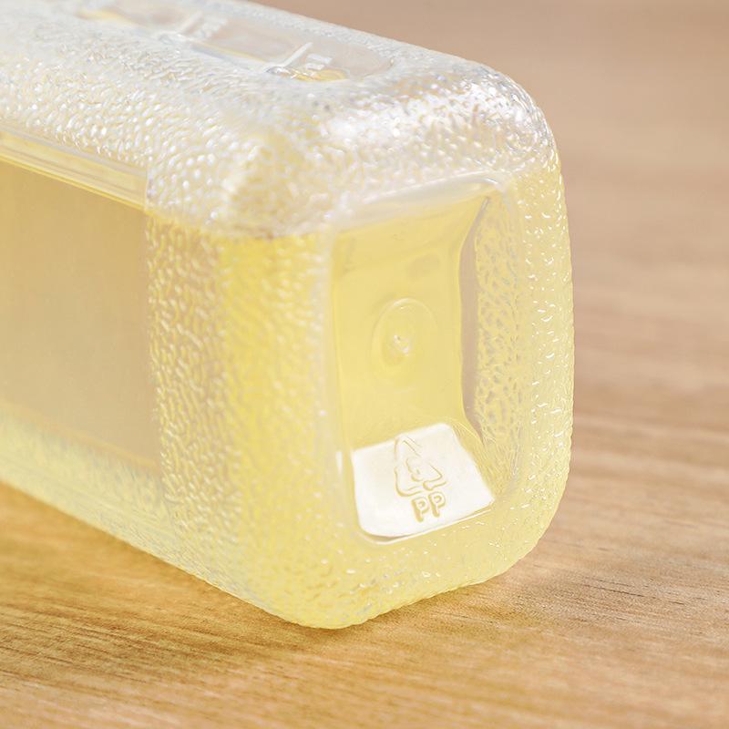 Plastic Kitchen Squeeze Bottle for Oil, Vinegar, or Soy Sauce Dispenser