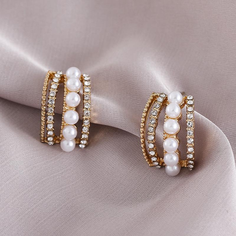 Trendy C-Shaped Faux Pearl and Diamond Stud Earrings