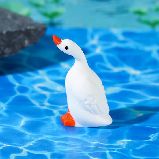 6 ks Mini figurka husy Malá pryskyřičná soška husy Malé roztomilé zvířecí miniatury pro DIY řemesla Ozdoba na dort Mikro krajina Kancelářský stůl Auto