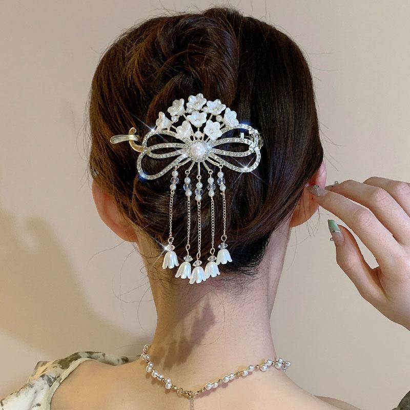 Wykrawane Spinki do Włosów z Wstążką dla Kobiet Kwiatowe Zaczepy do Włosów z Frędzlami dla Dziewcząt Eleganckie Błyszczące Spinki Akcesoria do Włosów
