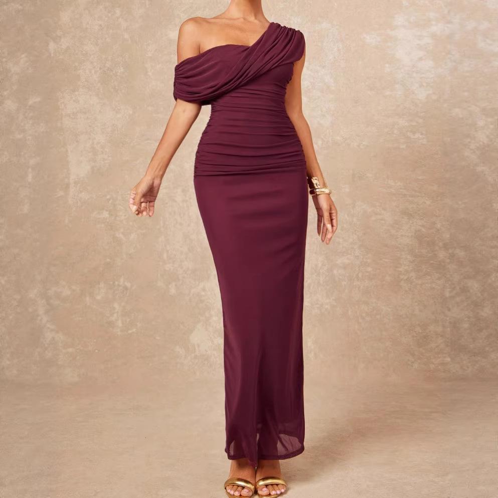 Elegantes schulterfreies Abendkleid mit hoher Taille – figurbetontes langes Kleid