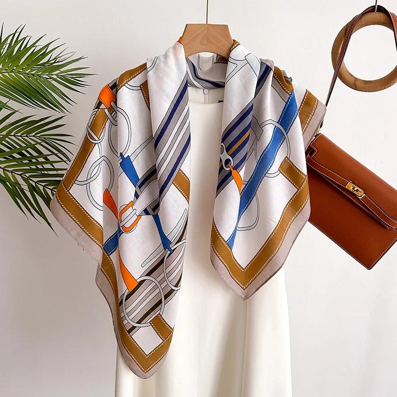 90*90 2024 Neue Mode Leichter Luxus Seidenschal Damen Twill Einfache Quadratische Schals Damen Sonnenschutz Schal Kopftuch Alle Jahreszeiten