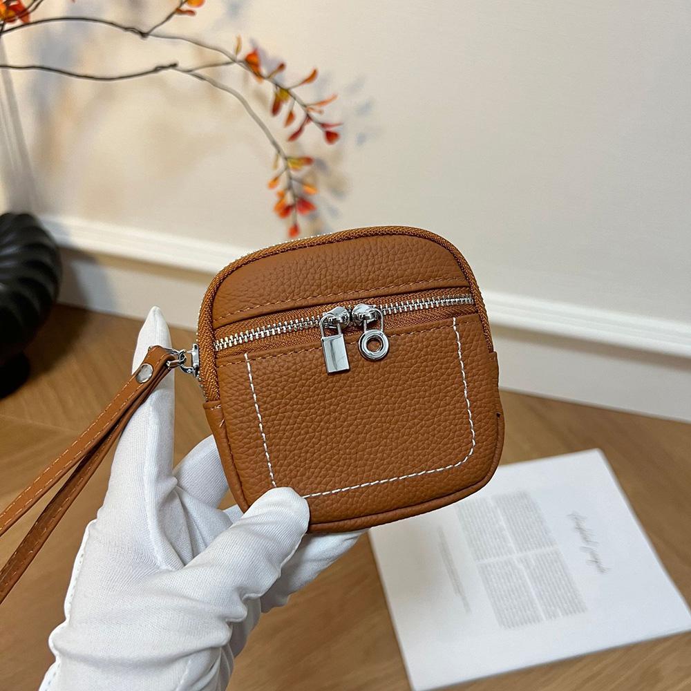 

2025 New Genuine Leather Coin Purse With Keychains Two-way Zipper Key Wallet First Layer Of Cowhide Women Purse For Keys Lipsticks Earphone світло-синій колір