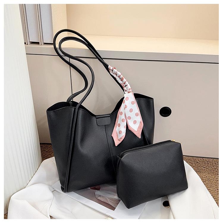 

Siple Fashi Top Handle Bag Women Large Capacity Shoulder Bag Elegant Mother Comfortable and Versatile Texture Daughter Bag чёрный