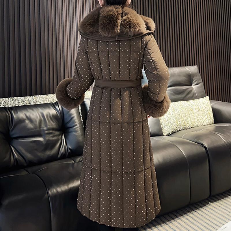 Móda nadměrné velikosti L-4XL Dámské zimní kabáty s páskem Velký límec z umělé kožešiny Dlouhé parky s kapucí Volné Silné Dámské bundy