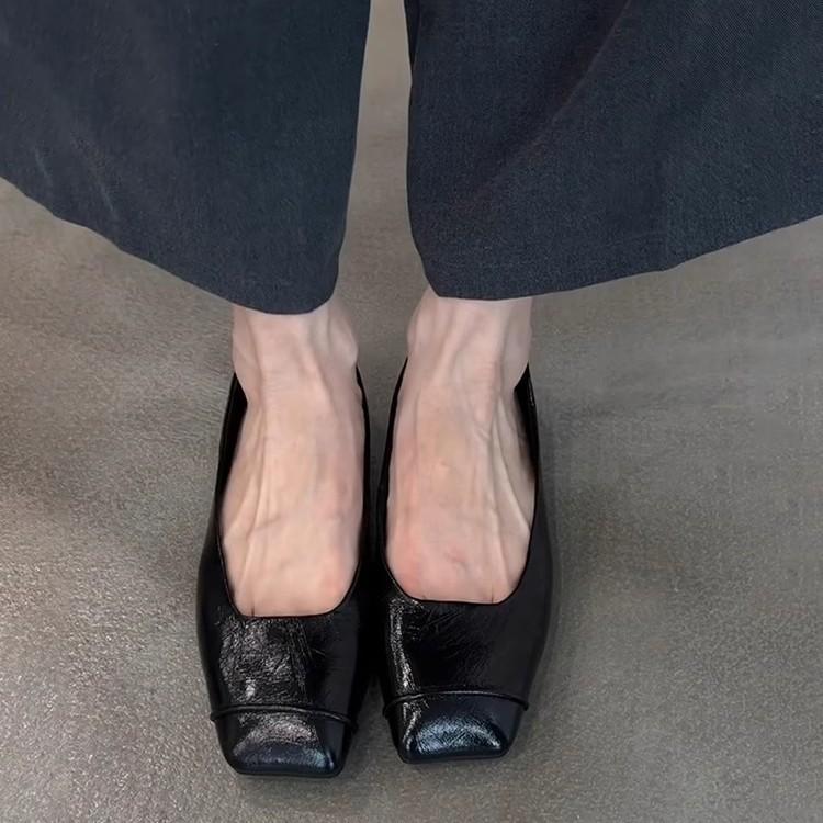 Sheepskin version~ black retro thin leather comfortable commuting flat shoes women's minimalist square head one pedal small single shoes