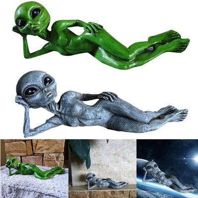 2/1Pcs Outer Space Alien Statue Ornaments Lying Alien Statue Martians Garden Figurine Set for Home Indoor Outdoor Decoration
