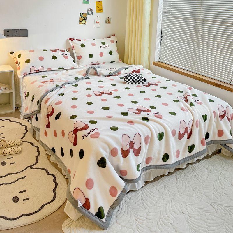 Summer Ice Silk Cool Thin Quilt Comforter Soft Air Conditioning Quilt/Duvet/Blanket Bed Duvets 150 Single Bed Quilt