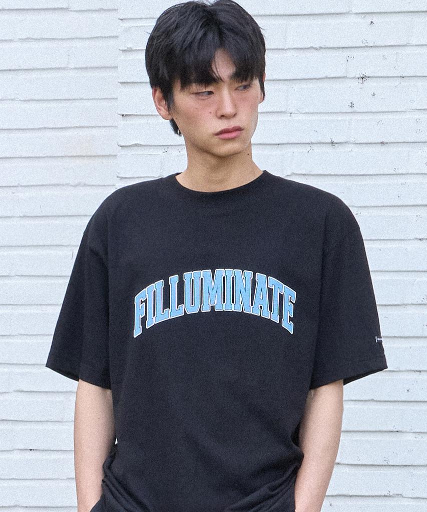 FILLUMINATE Two-Tone Arch Logo T-Shirt - Black