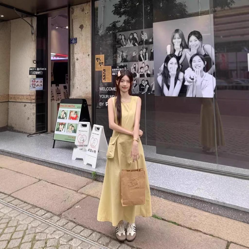 Gelbes Sommer 2025 Damen Ärmelloses Schlankheitsweste Langes Kleid - Schlicht, Lässig und Elegant.