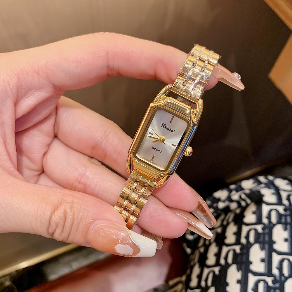 Fashionable Temperament Steel Band Watch Commuting Daily Casual Quartz Watch Women's Simple Two-hand Women's Watch