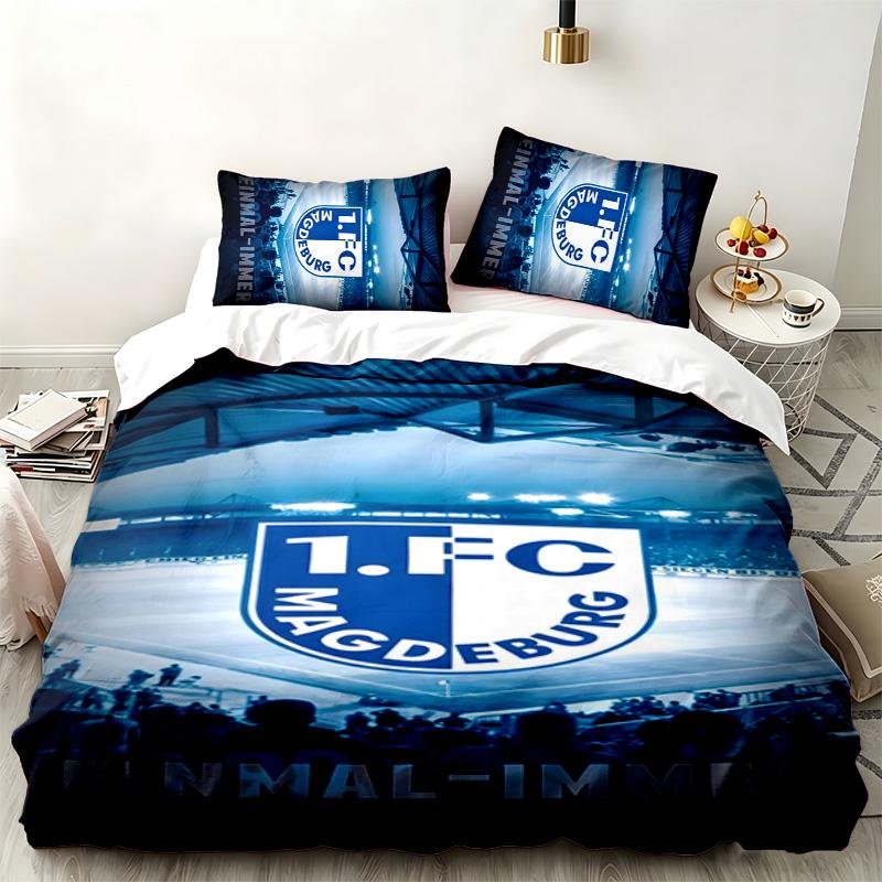 1. FC Magdeburg 3pc set Perfect for bedroom use Comfortable bedding set includes a duvet cover and two pillowcases Ideal birthday or Christmas gift