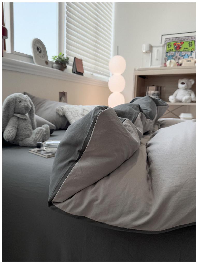 Skin-Friendly Washed Cotton Minimalist Bedding Set - Solid Color, 4 Pieces, Perfect for Dorms