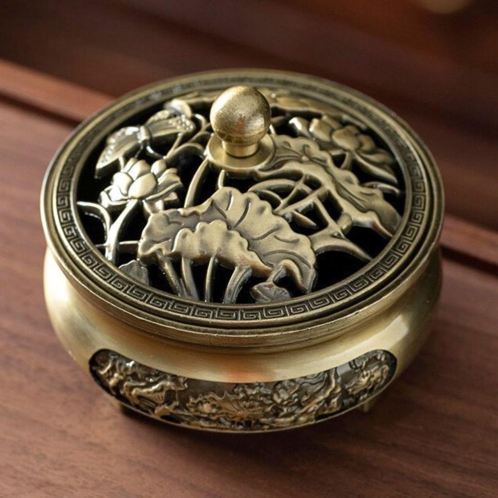 HARGIO Water Lily Design Lidded Metal Incense Burner Holder Alloy Japanese Style 7 X 7.5 Cm