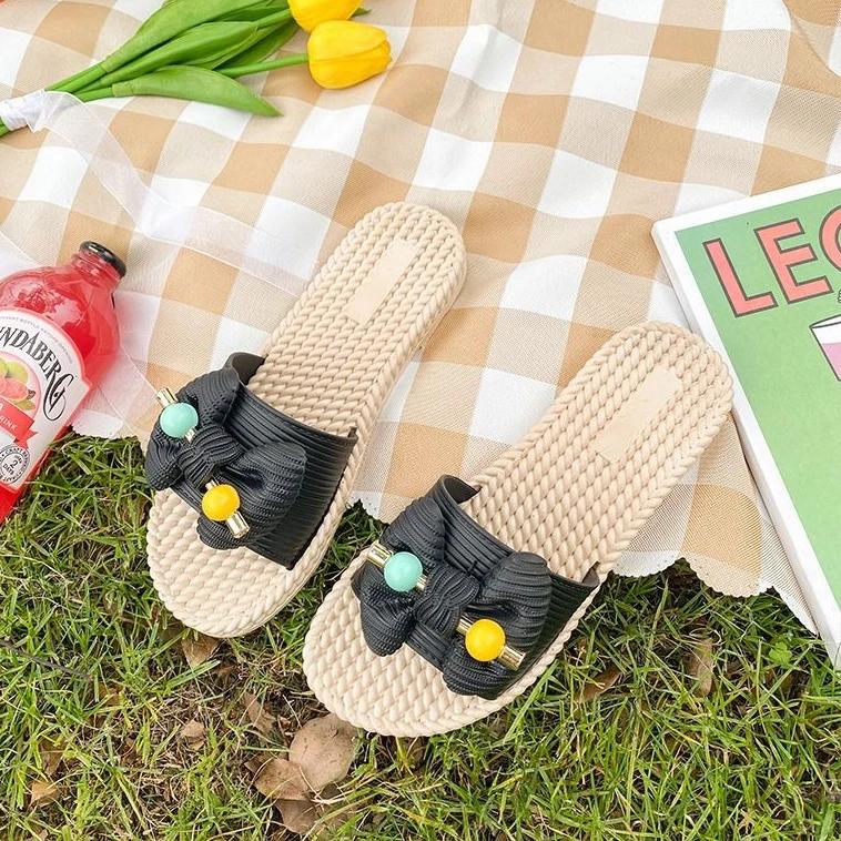 Fashion Woman Slippers Flat Slides Outside Sandals Shoes for Women Open Toe Non Slip Clappers Summer Footwear Comfortable and Elegan Pvc