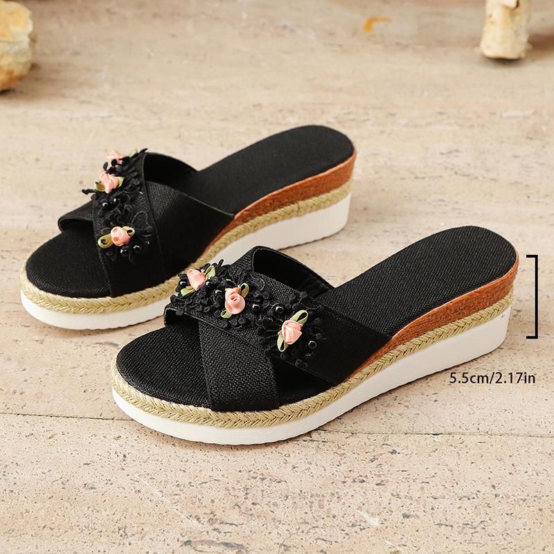 Flower Decoration Wedge Slippers Woman Fashion Cross Strap Platform Sandals Women 2025 Summer Lightweight Casual Beach Slides