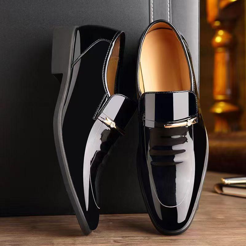 2025 new one-pedal spring and autumn men's leather shoes soft leather business casual bright leather single shoes casual leather shoes men