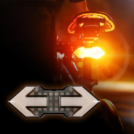 Cykellampa Bakljus Fjärrkontroll Vattentät Robust Mountainbike Bakljus Blinkers Varningslampa Uppladdningsbar Lampa för Nattcykling