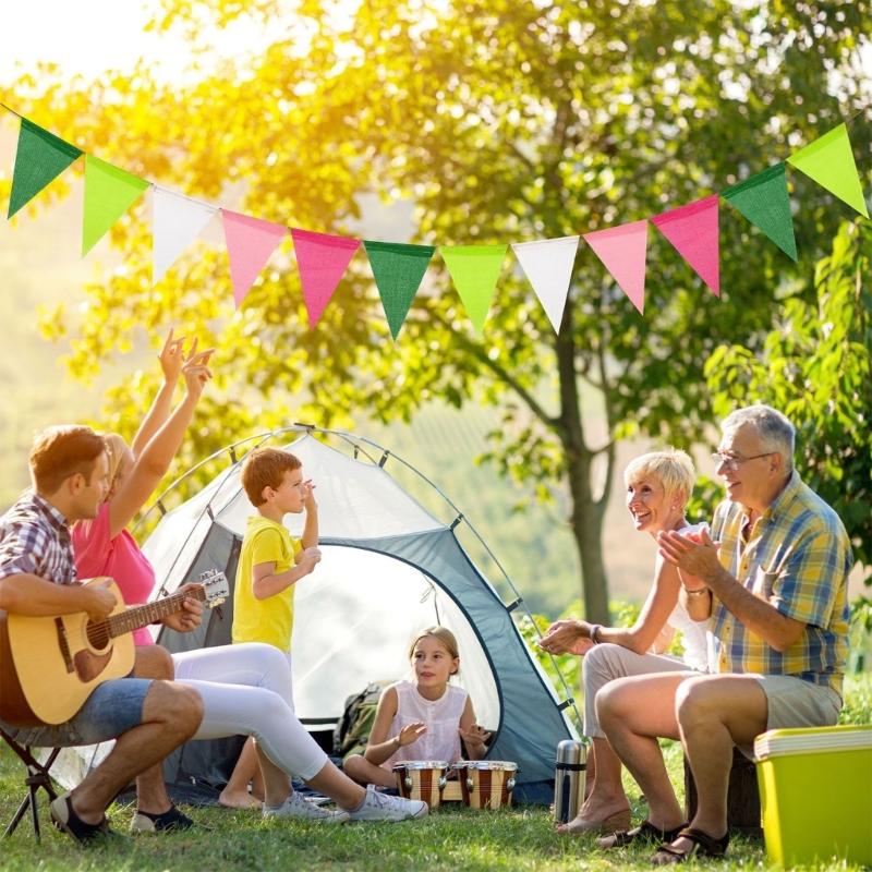 Holiday Triangle Bunting Easy Hanging Design Natural Burlap Materials Durable Efficient Christmas Decoration for Home Party Indoor Outdoors