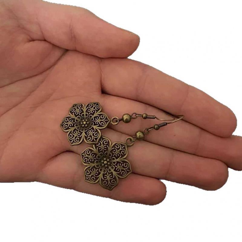 Vintage Bohemian Flower Pendant Earrings in Antique Bronze for Women