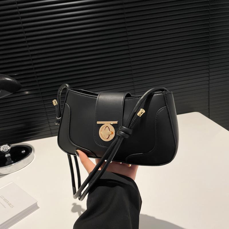 Fashion contrasting underarm bag women's versatile casual autumn and winter new high-end texture niche personalized shopping messenger bag