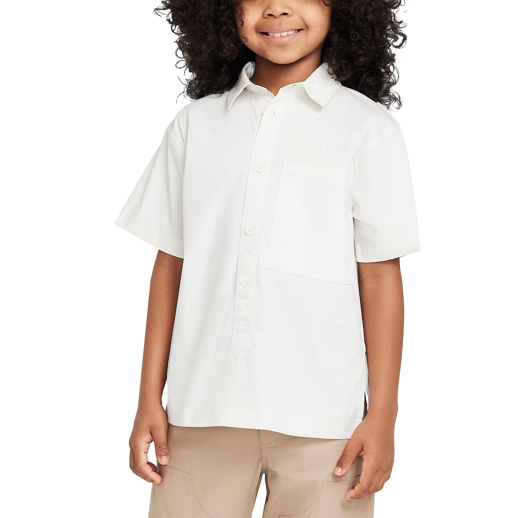 

Nike Sportswear Metro Ground Solid Loose Fit Collared Short Sleeve Shirt Kids Tops Phantom-Grey White HF8054-030 M