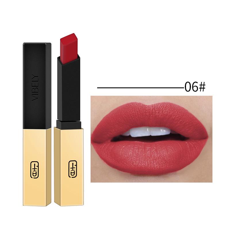 

Ярко маленький золотой слиток не прилипает к чашке Матовый красный 16-цветный золотой тюбик Телесная губная помада Beauty 06