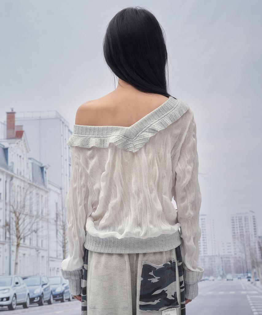 SOMSOC Dim Wrinkle Raw-Cut Sweatshirt_White
