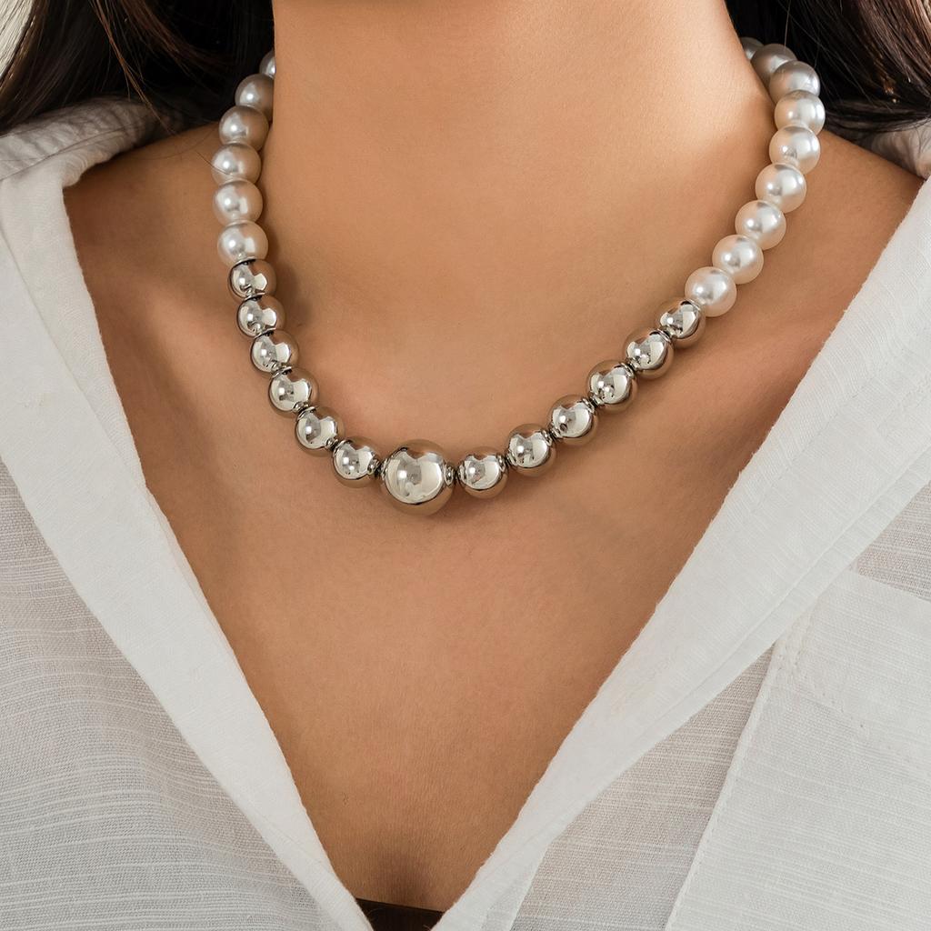 Creative Multi-layer Pearl CCB Sweater Chain Collarbone Chain Temperament Elegant Love-shaped Layer Necklace