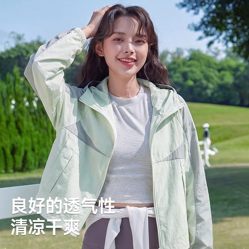 Women's super stylish summer short sun-protective shirt, hooded breathable sun-protective jacket worn outer, outdoor cooling sun-protection top