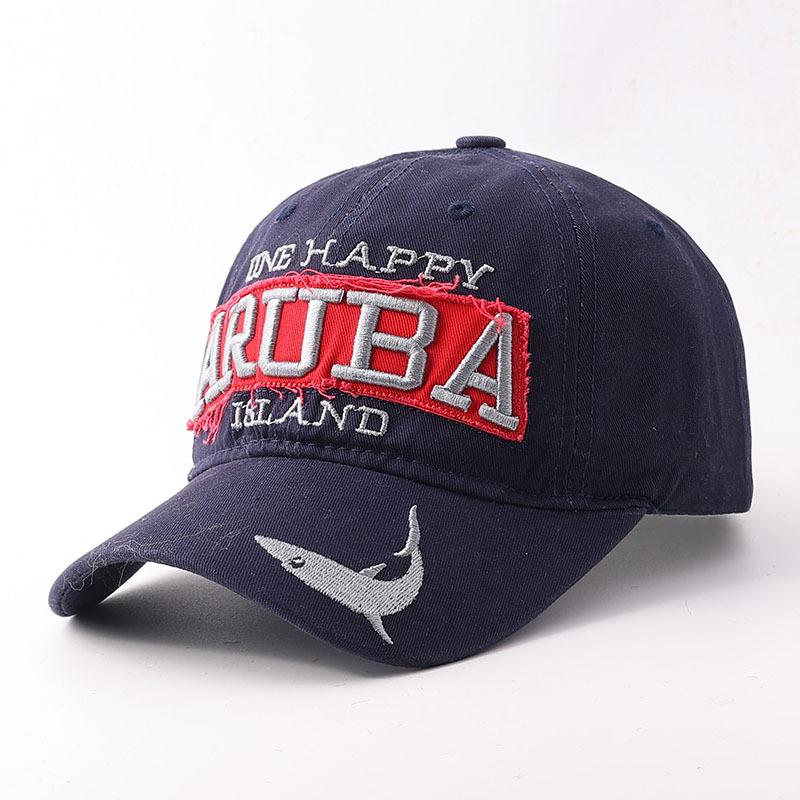 Spring and summer new products for letter shark embroidery baseball cap cap cap fishing cap