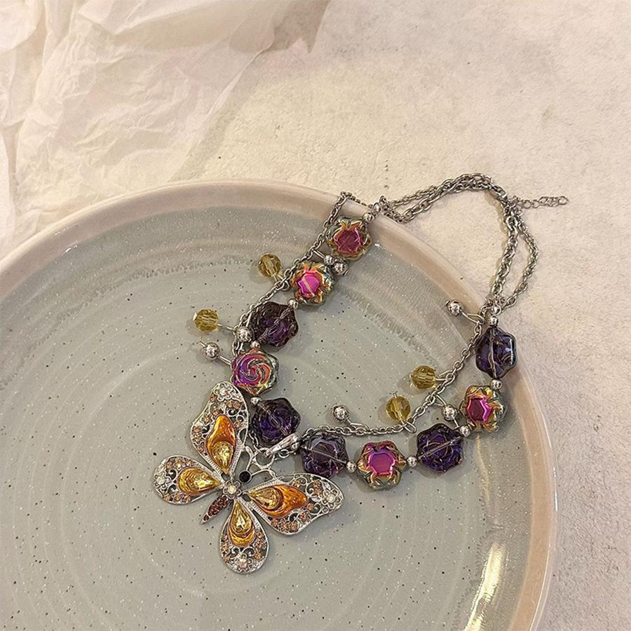 

Бриллиантовое ожерелье с двойной подвеской в виде бабочки и цветка, ретро, легкая роскошь, темперамент, цепочка для ключицы, модные, универсальные, нишевые украшения для женщин