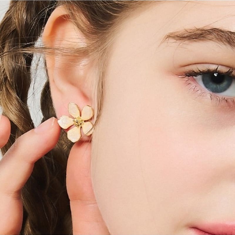 Dana Burton Coco Dewey Flower Earrings